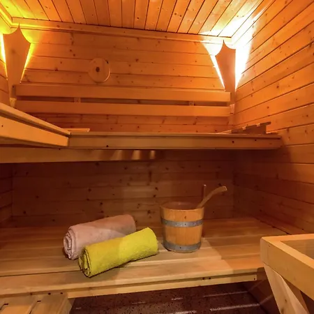 Сasa de vacaciones In St Johann Im Pongau With Sauna