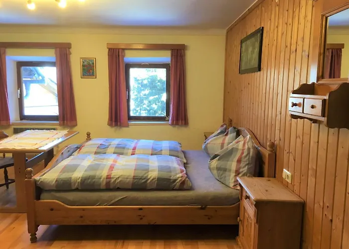 In St Johann Im Pongau With Sauna בית נופש